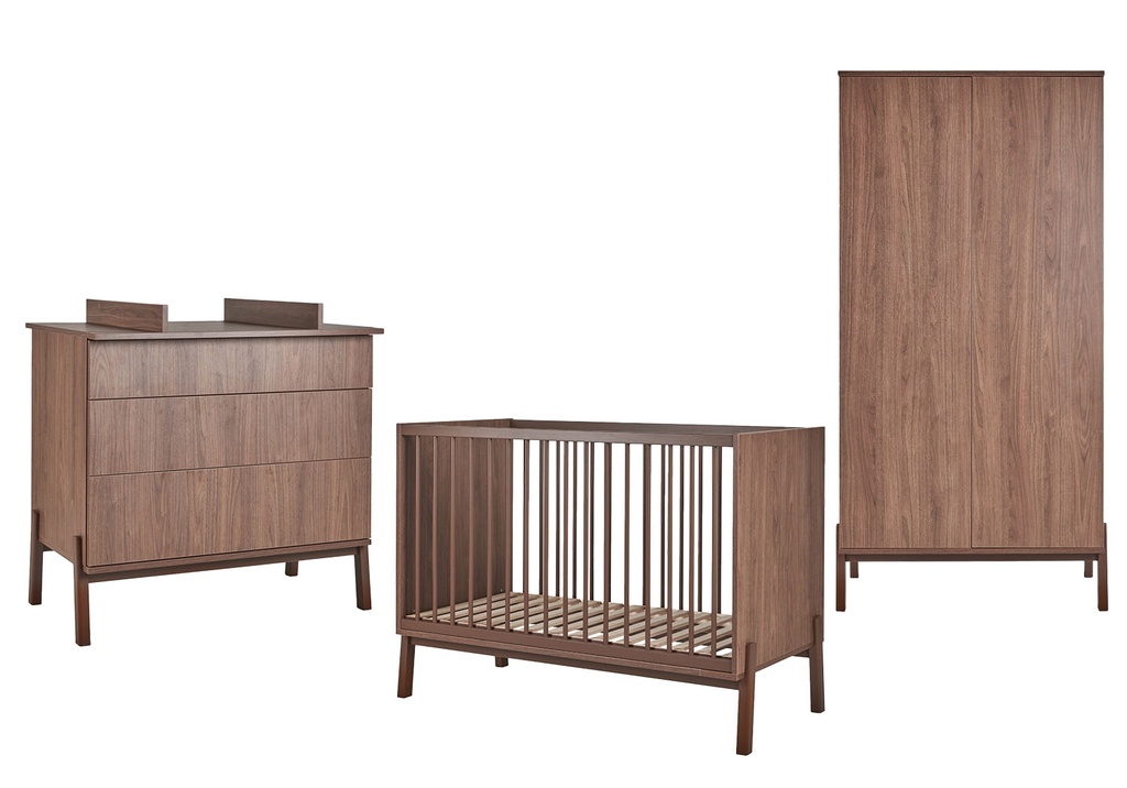 Quax 3-delige babykamer (bed L 120 x B 60 cm + commode met verlengstuk + kast met 2 deuren) Ashi Chestnut