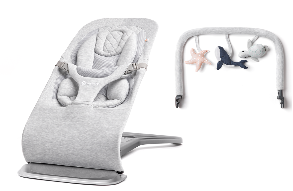 ERGObaby Relax + arceau de jeu Evolve Light Grey