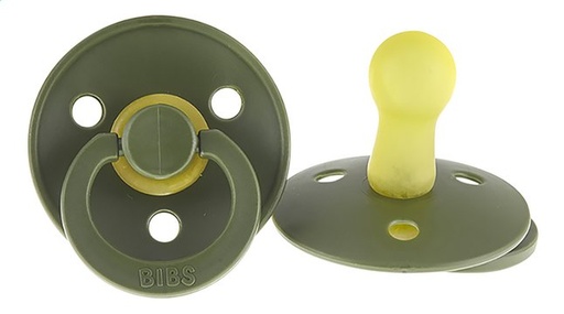 [7155501] Bibs Fopspeen + 18 maanden sage/hunter green - 2 stuks